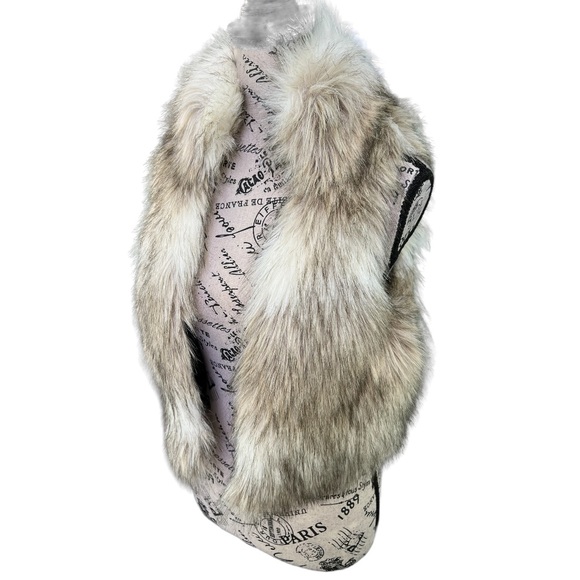 Ann Taylor Loft Vest - Picture 3 of 13